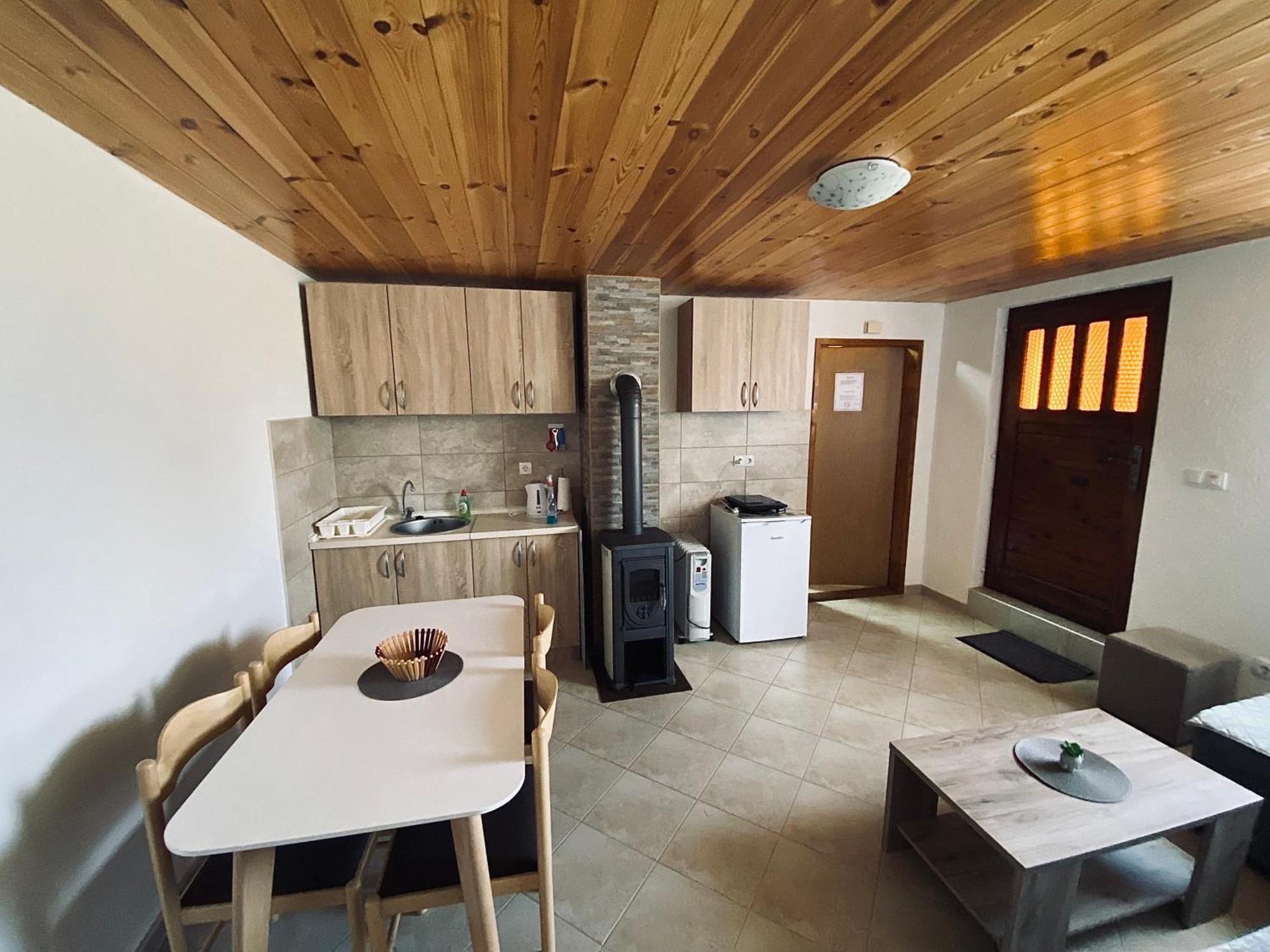 זבליאק Holiday Home Apartman Aco מראה חיצוני תמונה